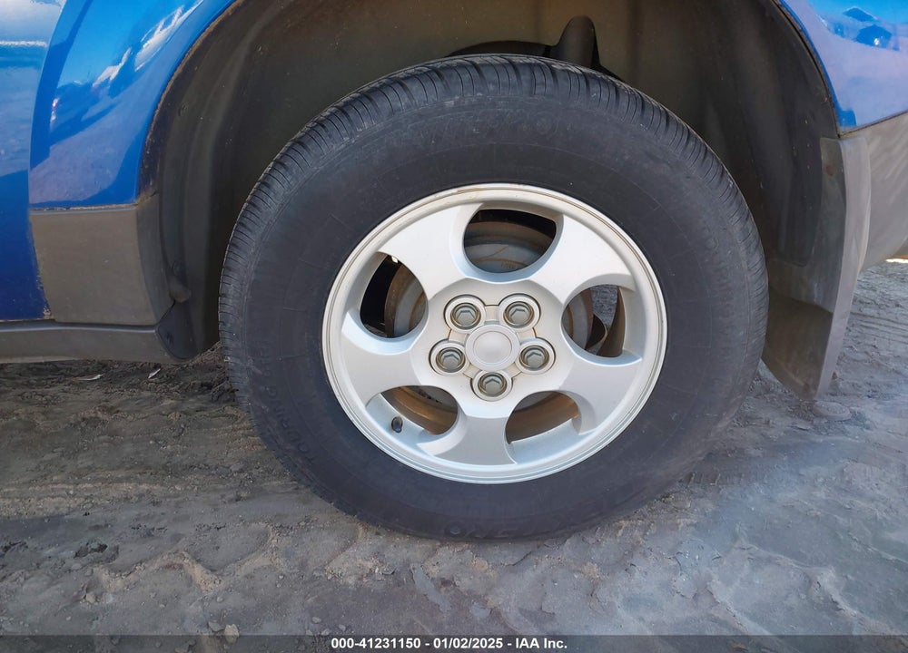 2003 SATURN VUE 4 CYL VIN: 5GZCZ23DX3S827248