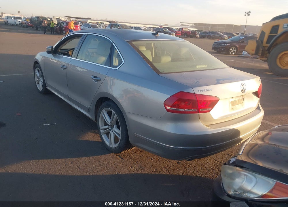 2013 VOLKSWAGEN PASSAT 2.0L TDI SEL PREMIUM VIN: 1VWCN7A30DC038698
