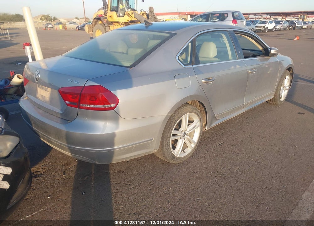 2013 VOLKSWAGEN PASSAT 2.0L TDI SEL PREMIUM VIN: 1VWCN7A30DC038698