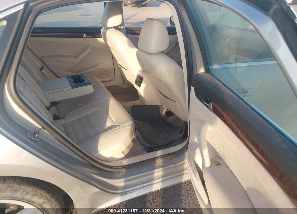 2013 VOLKSWAGEN PASSAT 2.0L TDI SEL PREMIUM VIN: 1VWCN7A30DC038698