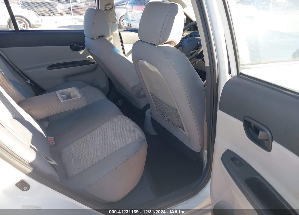 2010 HYUNDAI ACCENT VIN: KMHCN4AC3AU484413