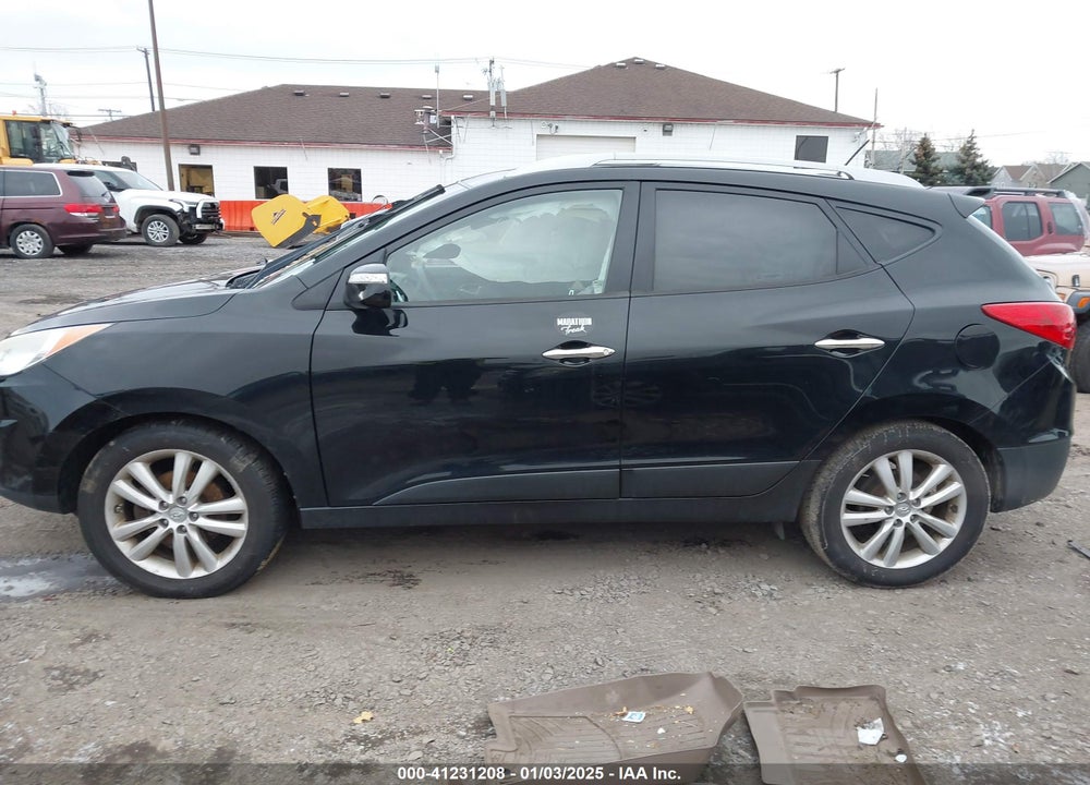2012 HYUNDAI TUCSON LIMITED PZEV VIN: KM8JU3AC4CU507270
