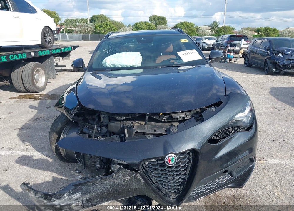 2024 ALFA ROMEO STELVIO TI AWD VIN: ZASPAKBN7R7D70471