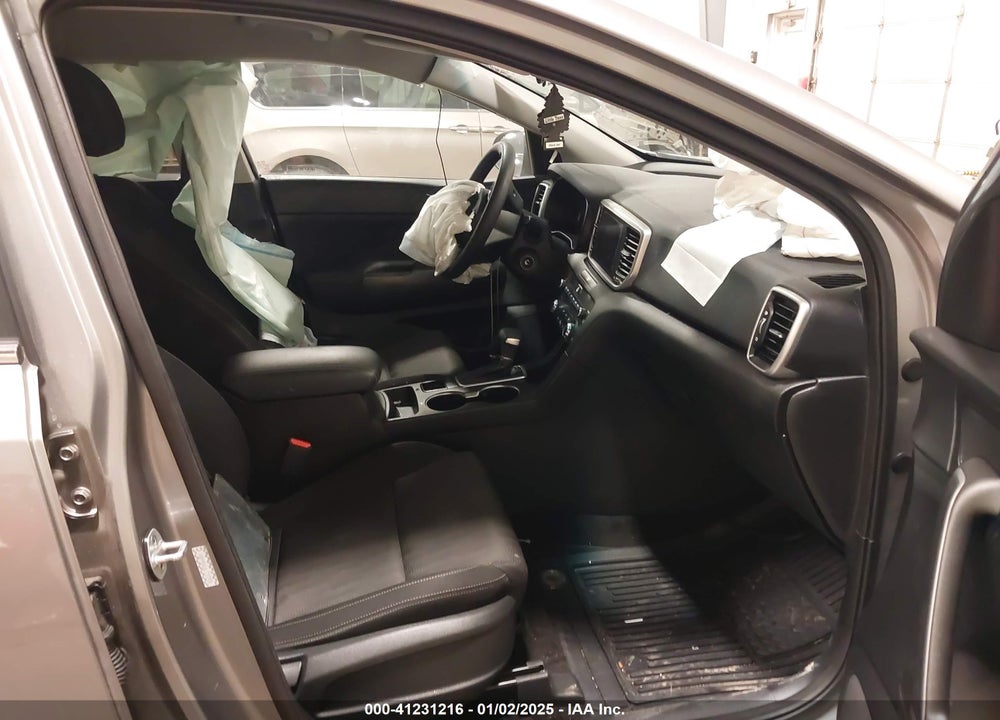 2020 KIA SPORTAGE LX VIN: KNDPMCAC0L7737935