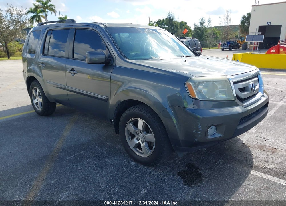 2010 HONDA PILOT EX-L VIN: 5FNYF3H59AB013948