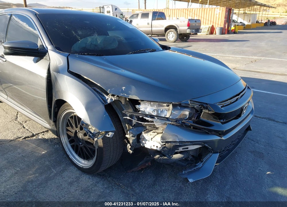 2018 HONDA CIVIC VIN: SHHFK7H59JU432651