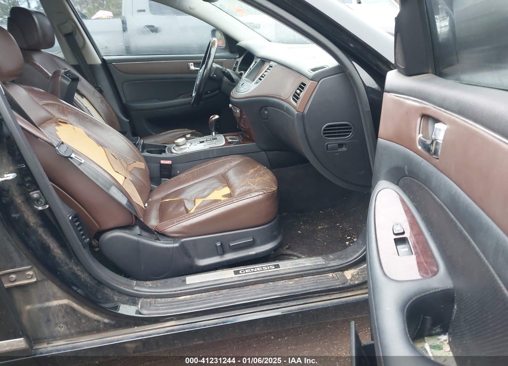 2009 HYUNDAI GENESIS 4.6 VIN: KMHGC46F49U032265