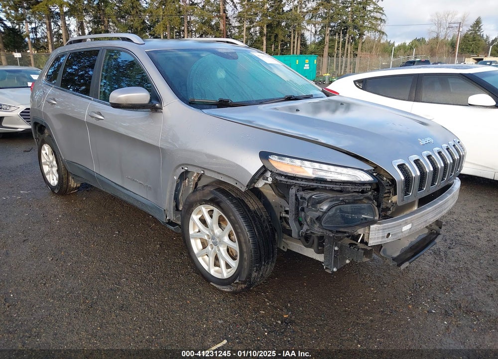 2017 JEEP CHEROKEE LATITUDE FWD VIN: 1C4PJLCB2HW619699