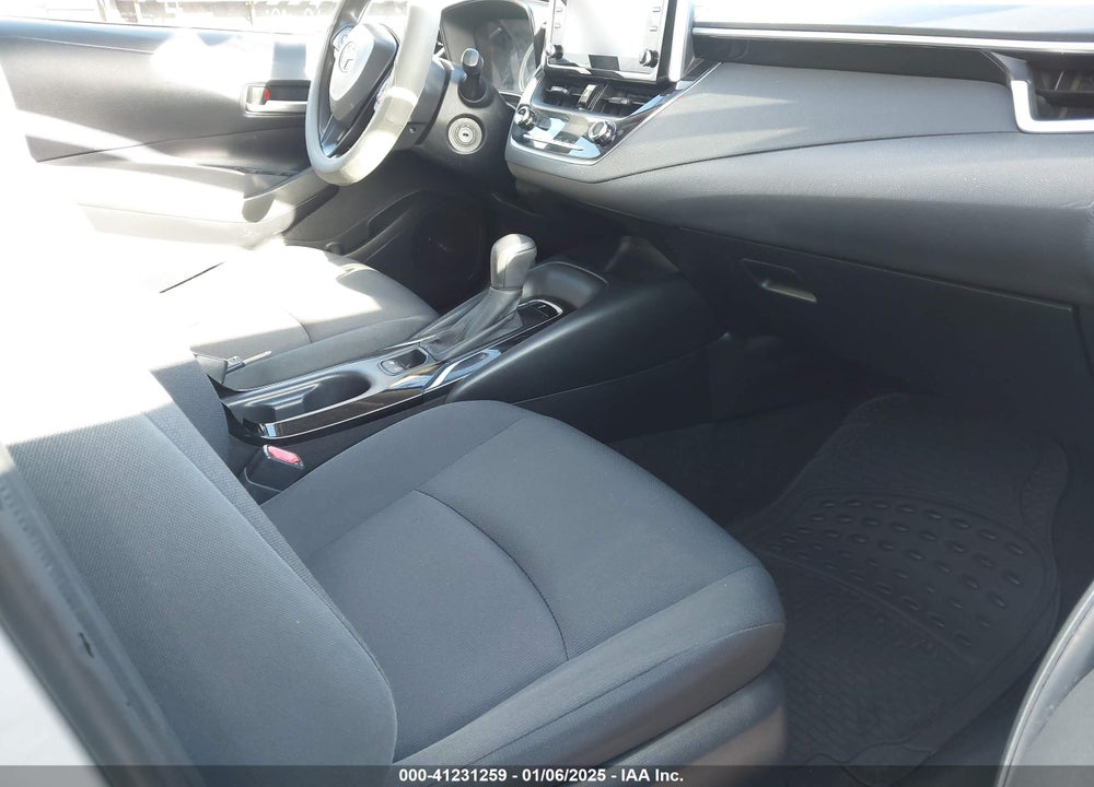 2020 TOYOTA COROLLA LE VIN: JTDEPRAE3LJ079808