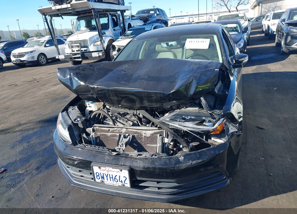 2018 VOLKSWAGEN JETTA VIN: 3VWDB7AJ8JM211535