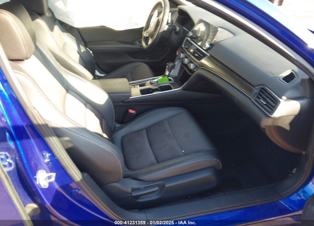 2019 HONDA ACCORD VIN: 1HGCV1F39KA007131