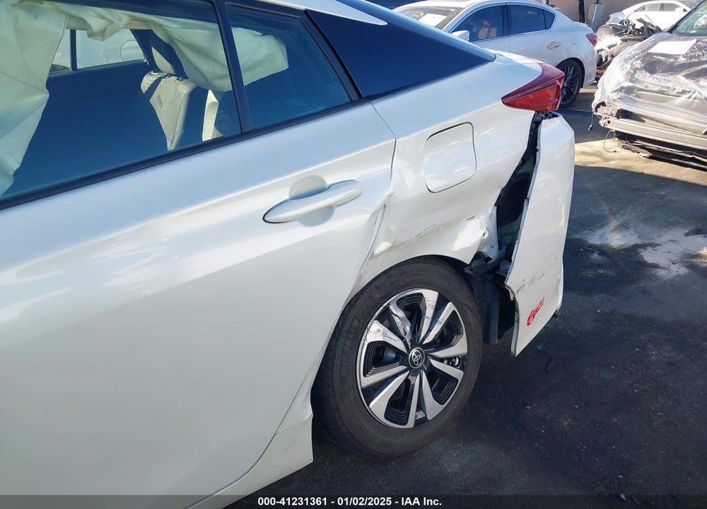 2017 TOYOTA PRIUS PRIME PLUS VIN: JTDKARFP6H3002618