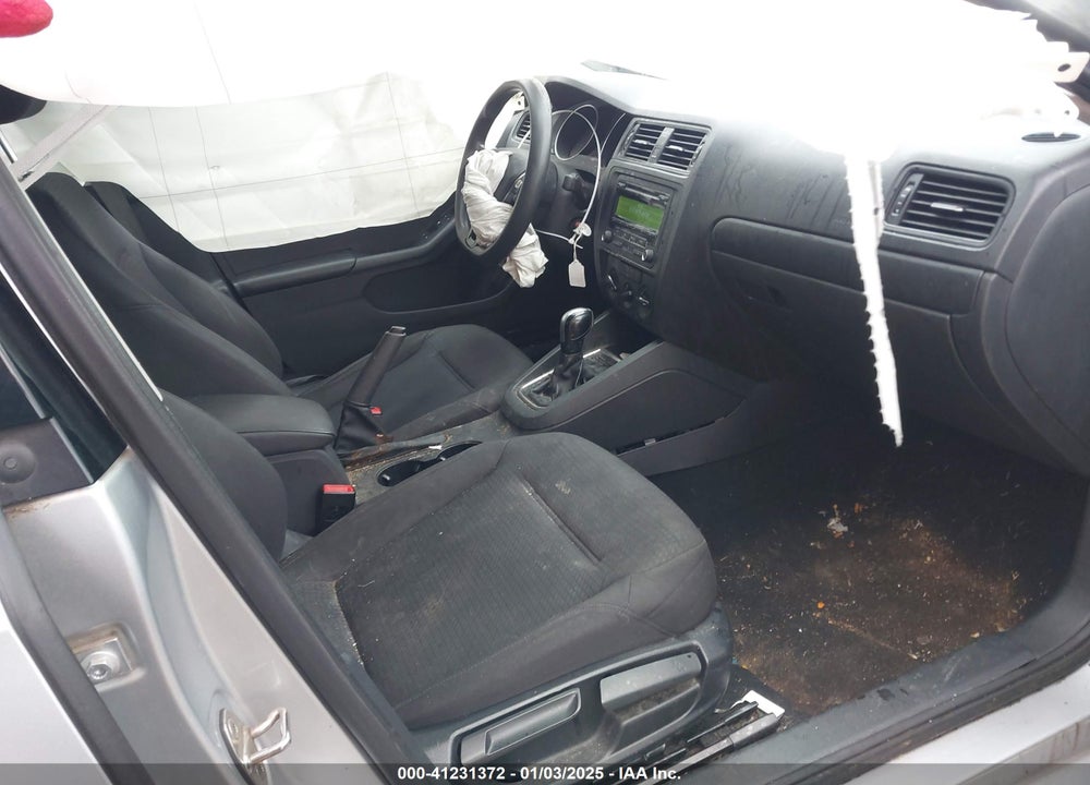 2015 VOLKSWAGEN JETTA VIN: 3VW2K7AJ4FM284464