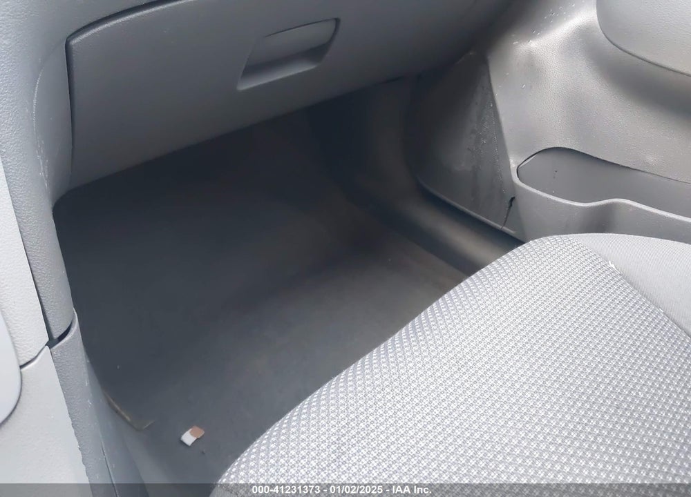 2011 CHEVROLET MALIBU LS VIN: 1G1ZB5E16BF128073