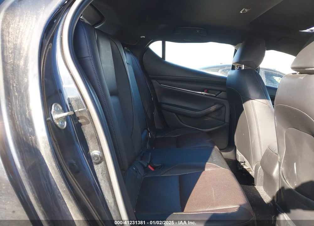 2019 MAZDA 3 VIN: JM1BPANM8K1115299