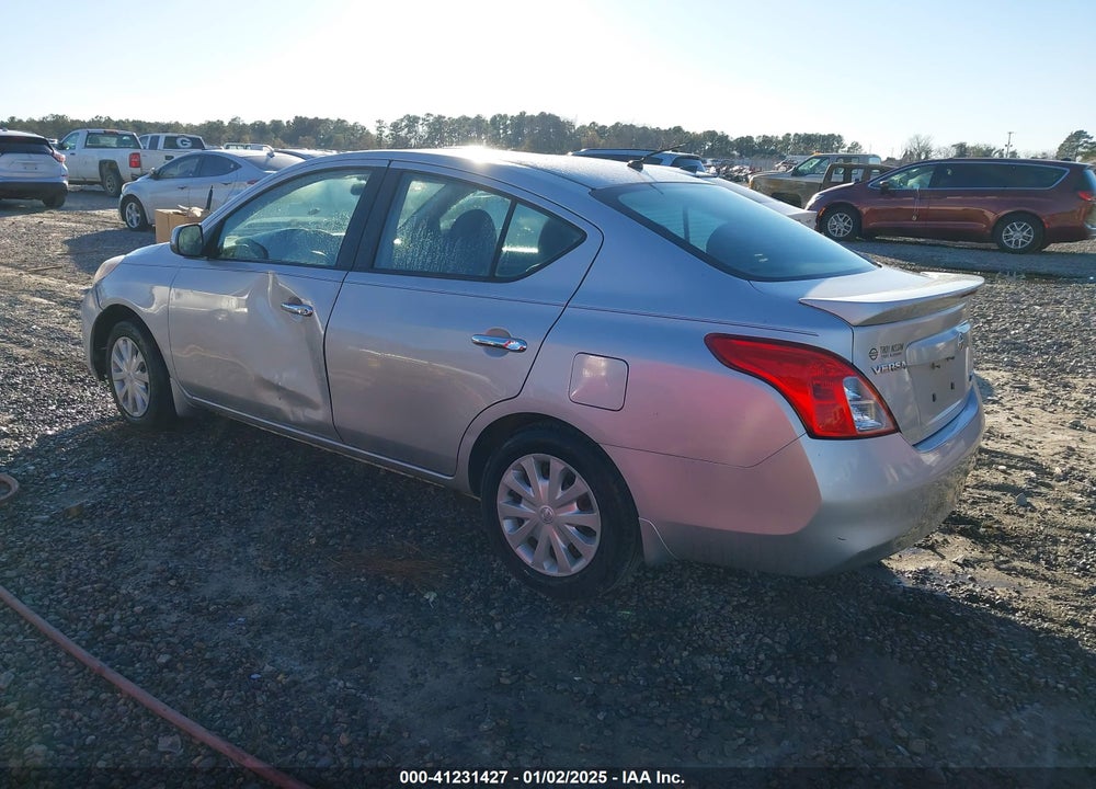 2013 NISSAN VERSA VIN: 3N1CN7AP8DL889015