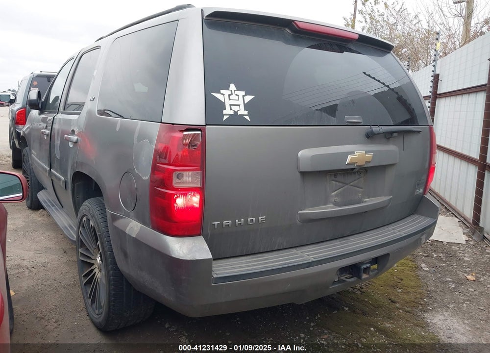2007 CHEVROLET TAHOE LT VIN: 1GNFK13077R329913