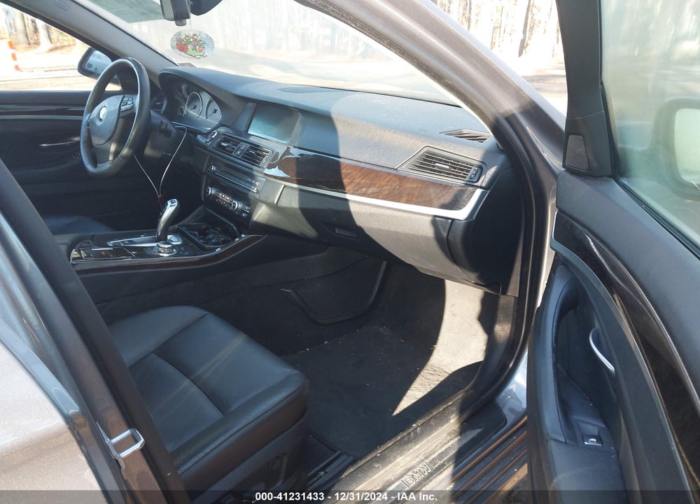 2013 BMW 528I XDRIVE VIN: WBAXH5C54DD114106