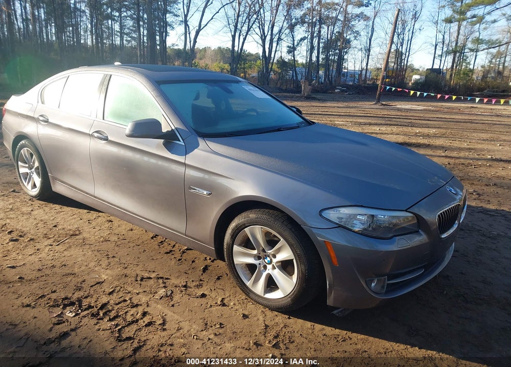 2013 BMW 528I XDRIVE VIN: WBAXH5C54DD114106