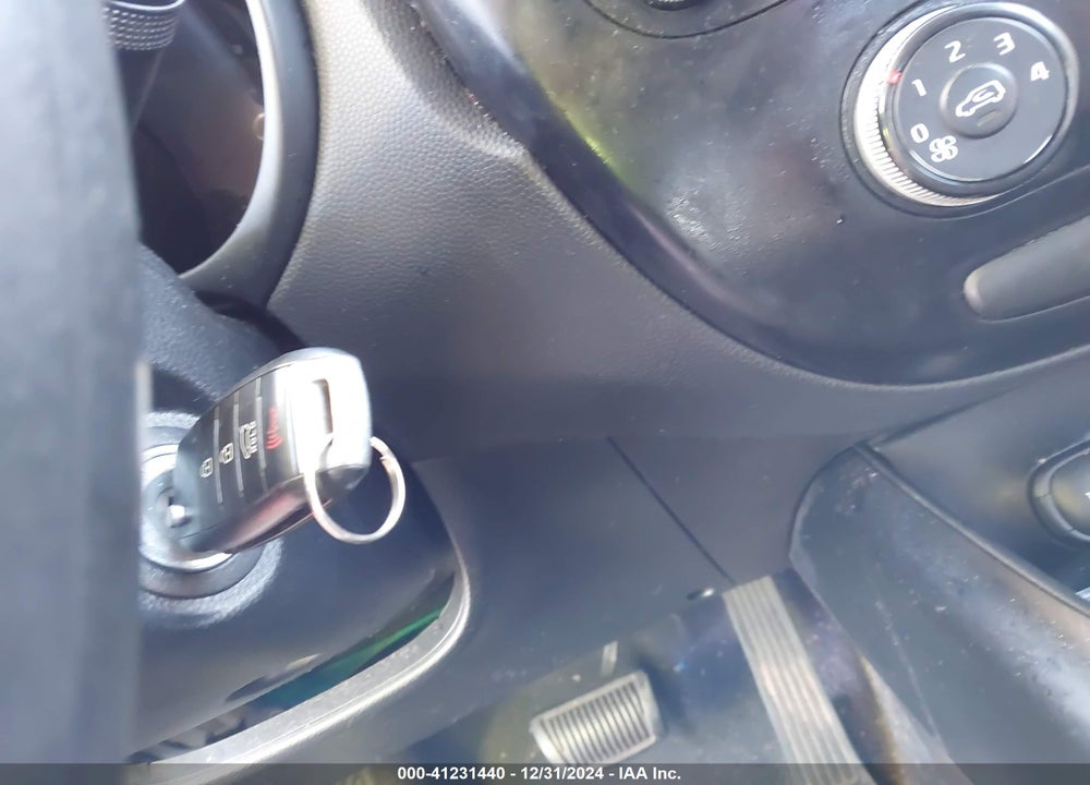 2014 KIA SOUL VIN: KNDJN2A23E7717427
