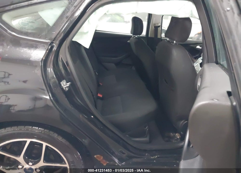 2015 FORD FOCUS VIN: 1FADP3K25FL280315