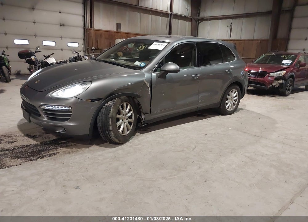 2013 PORSCHE CAYENNE VIN: WP1AA2A25DLA10300