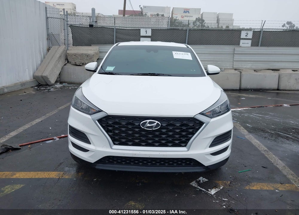 2021 HYUNDAI TUCSON SE VIN: KM8J23A41MU327132