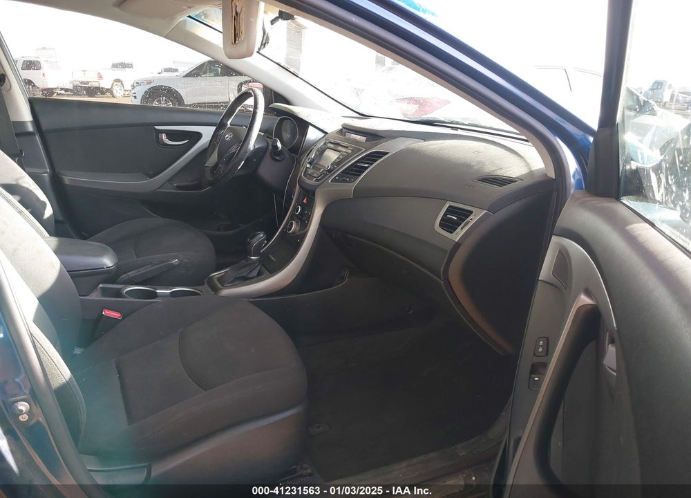 2016 HYUNDAI ELANTRA VIN: KMHDH4AEXGU491235