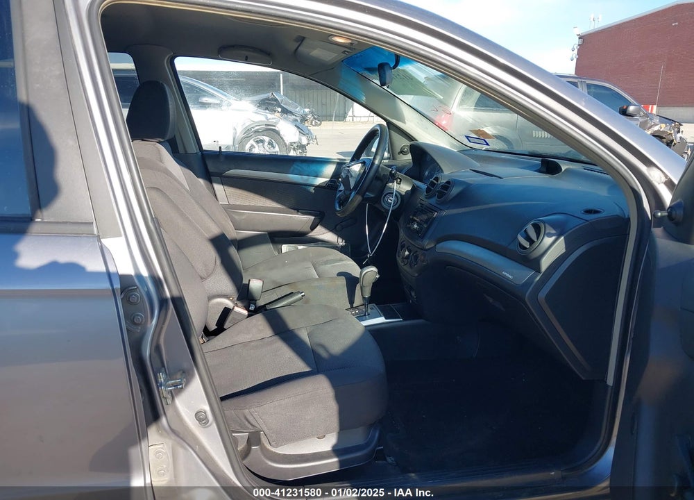 2009 CHEVROLET AVEO VIN: KL1TD56E09B394142