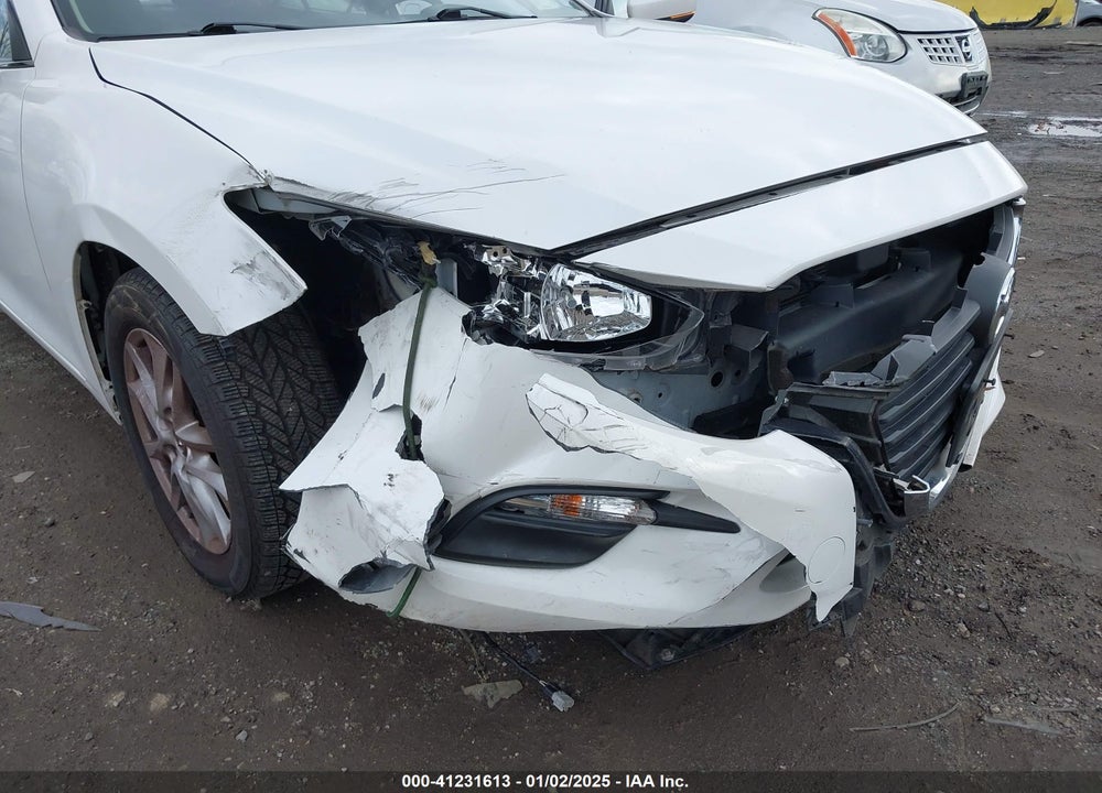 2018 MAZDA 3 SPORT VIN: 3MZBN1U73JM213124