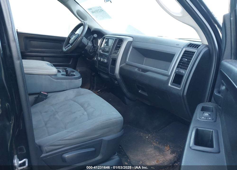 2013 RAM 1500 EXPRESS VIN: 1C6RR6KT4DS550570