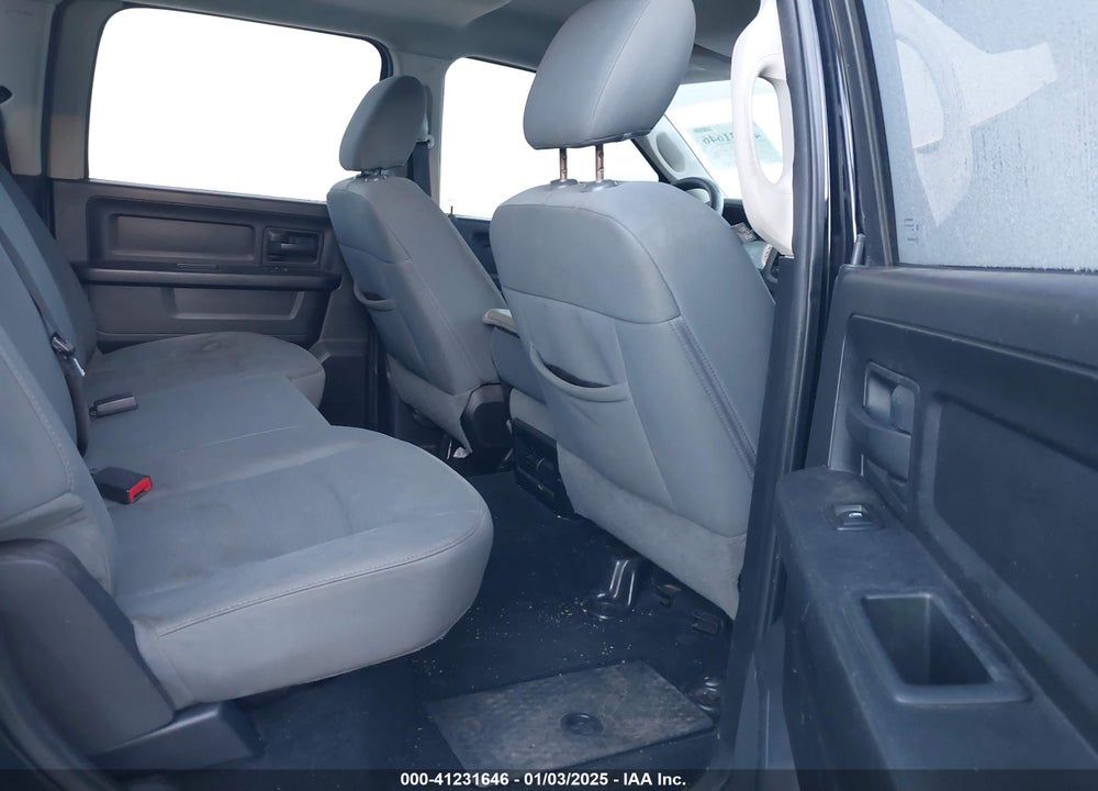 2013 RAM 1500 EXPRESS VIN: 1C6RR6KT4DS550570