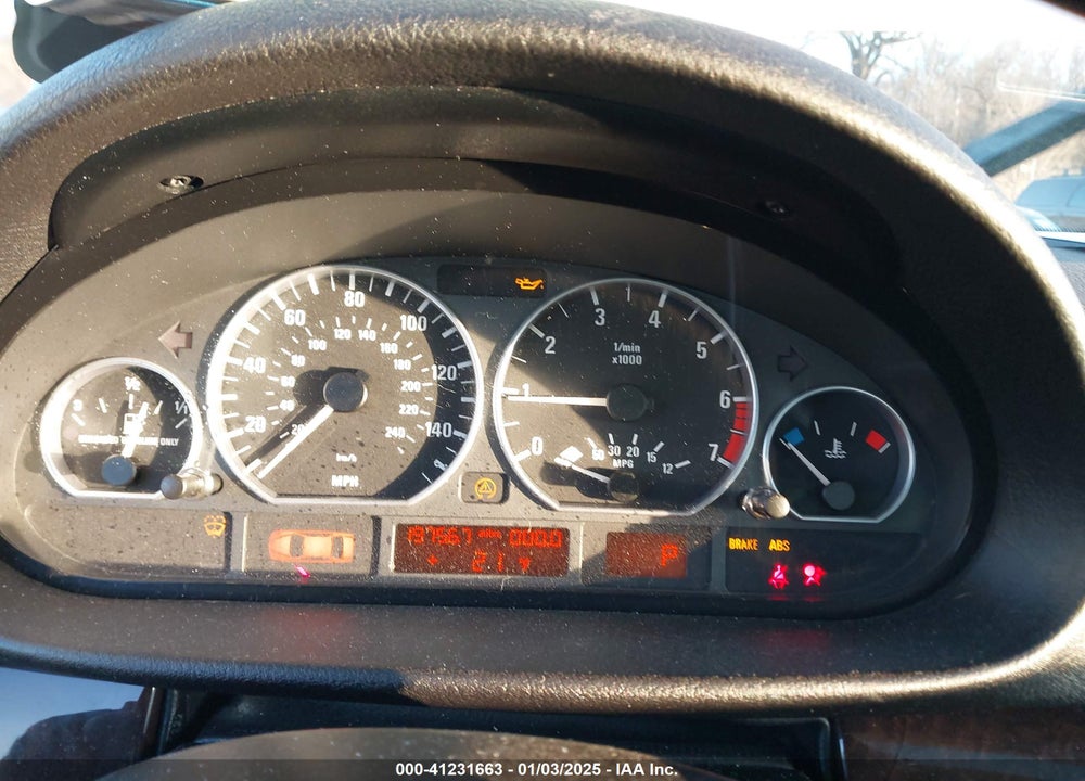 2002 BMW 330XI VIN: WBAEW534X2PG16542