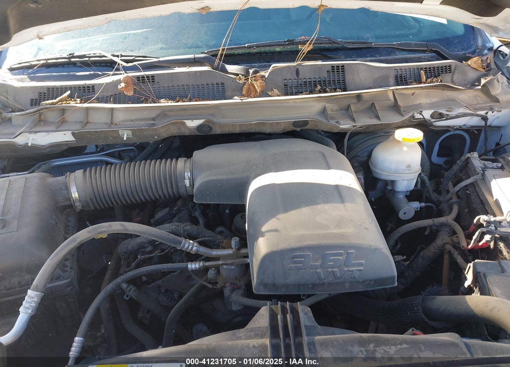 2022 RAM 1500 CLASSIC VIN: 1C6RR7FG5NS163403