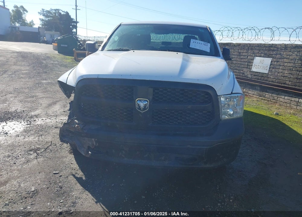2022 RAM 1500 CLASSIC VIN: 1C6RR7FG5NS163403
