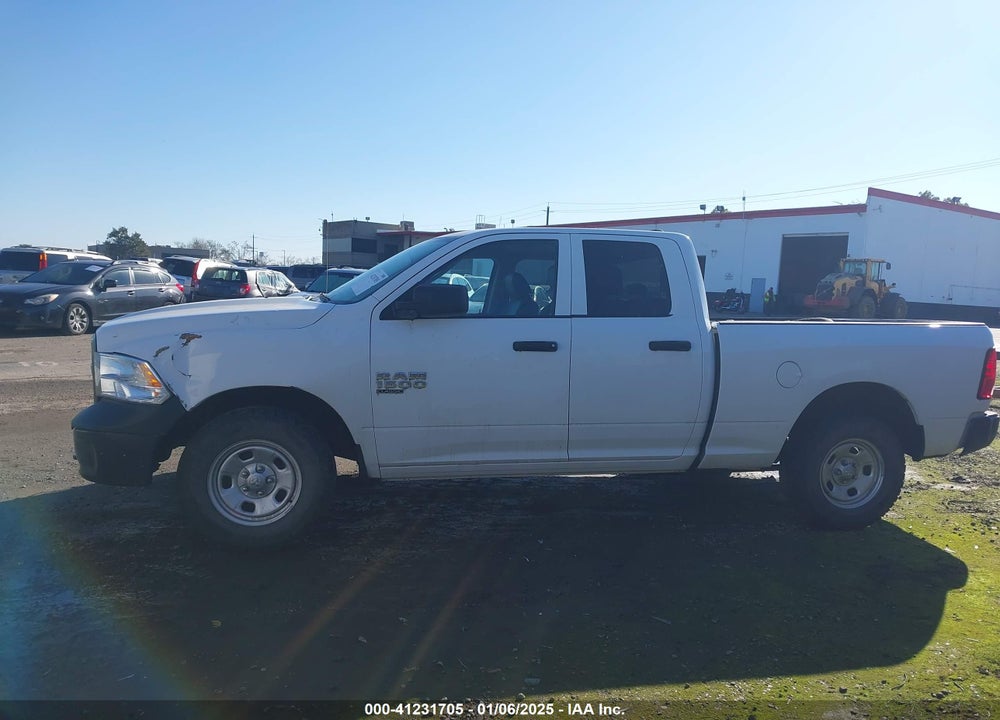 2022 RAM 1500 CLASSIC VIN: 1C6RR7FG5NS163403