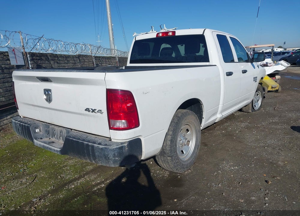2022 RAM 1500 CLASSIC VIN: 1C6RR7FG5NS163403