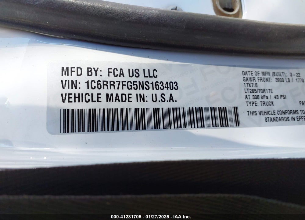 2022 RAM 1500 CLASSIC VIN: 1C6RR7FG5NS163403