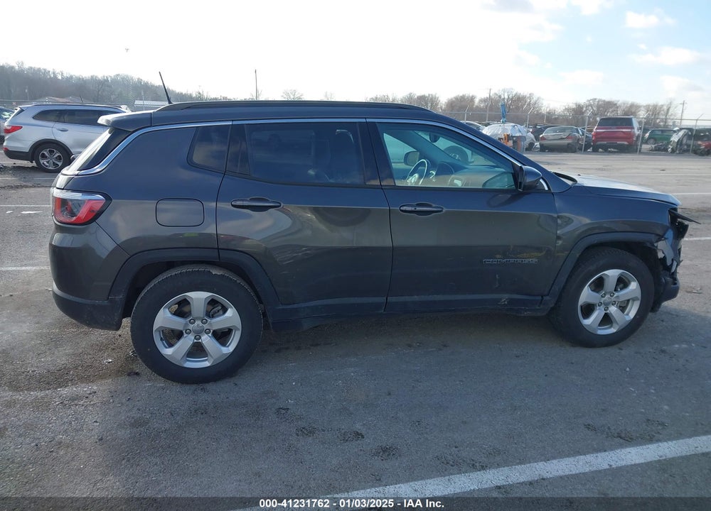 2018 JEEP COMPASS LATITUDE FWD VIN: 3C4NJCBB6JT369291