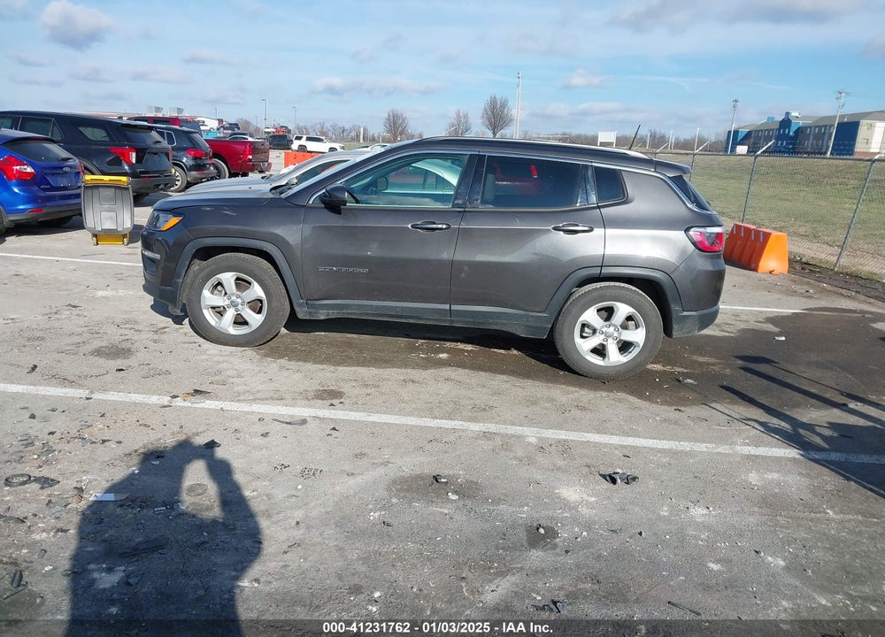 2018 JEEP COMPASS LATITUDE FWD VIN: 3C4NJCBB6JT369291