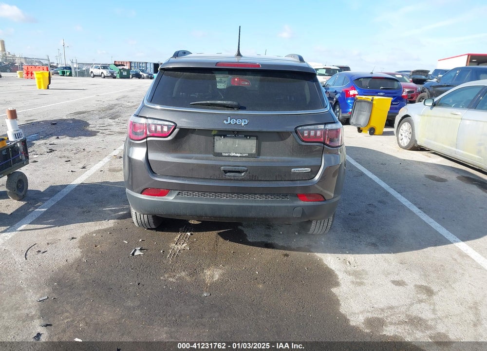 2018 JEEP COMPASS LATITUDE FWD VIN: 3C4NJCBB6JT369291