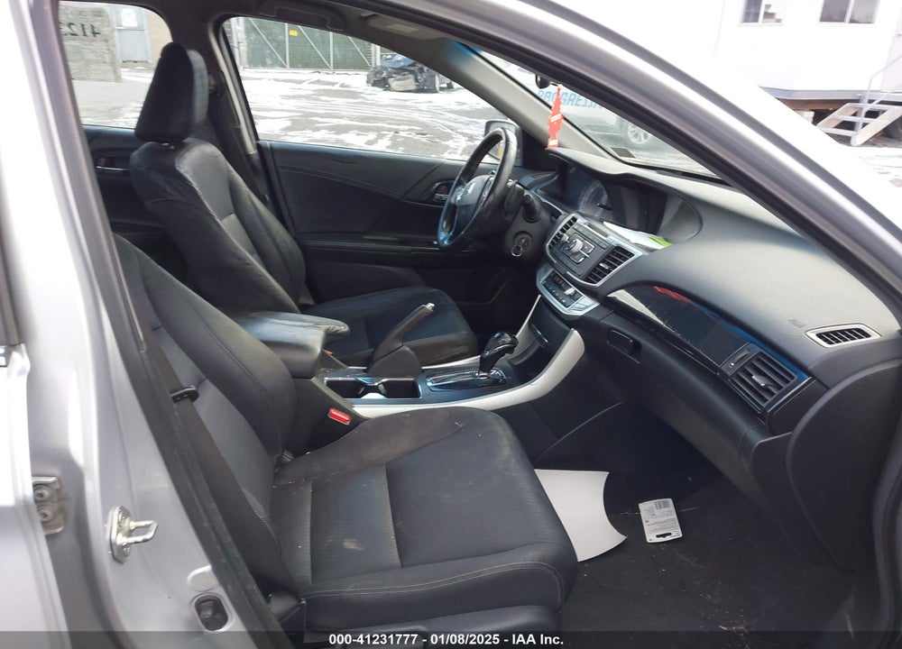 2013 HONDA ACCORD SPORT VIN: 1HGCR2F51DA029574