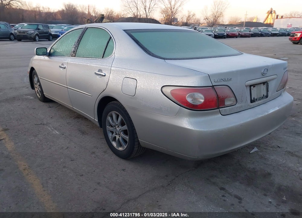 2002 LEXUS ES 300 VIN: JTHBF30G420044476