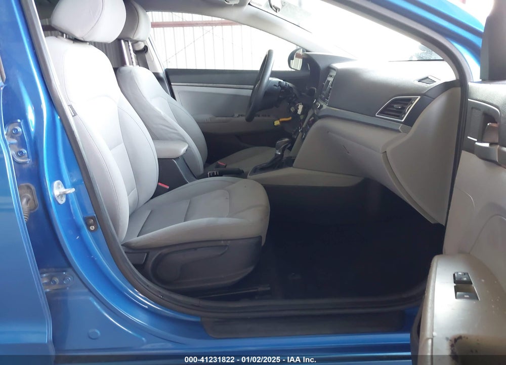 2017 HYUNDAI ELANTRA SE VIN: KMHD74LF9HU109156
