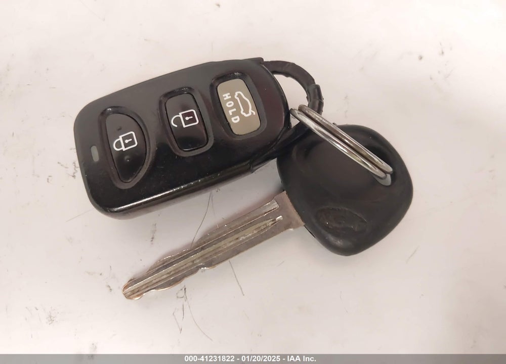 2017 HYUNDAI ELANTRA SE VIN: KMHD74LF9HU109156
