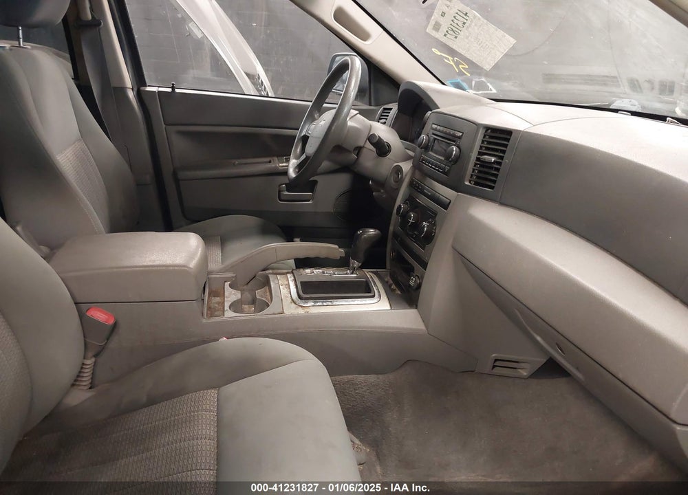 2007 JEEP GRAND CHEROKEE LAREDO VIN: 1J8GR48K37C507168