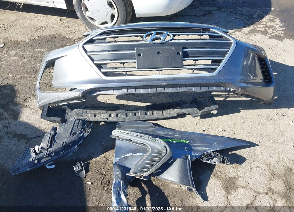 2018 HYUNDAI ELANTRA SE VIN: 5NPD74LFXJH321116