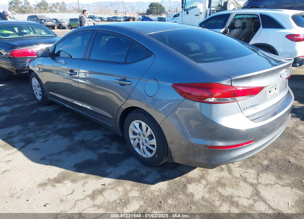 2018 HYUNDAI ELANTRA SE VIN: 5NPD74LFXJH321116