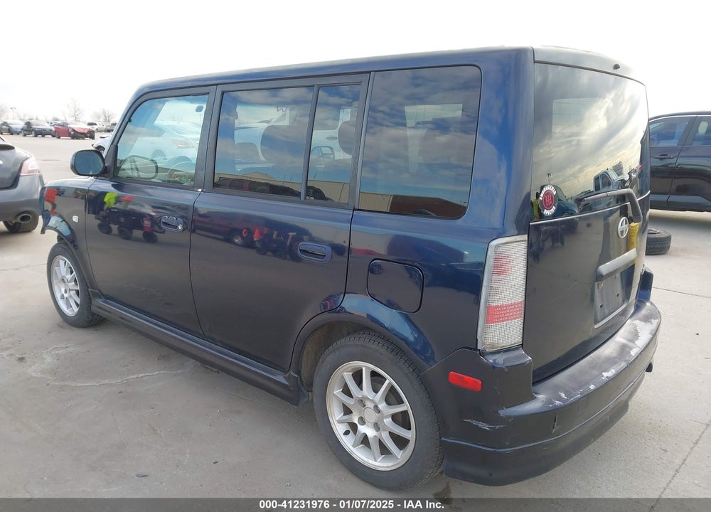 2005 SCION XB VIN: JTLKT334754023411