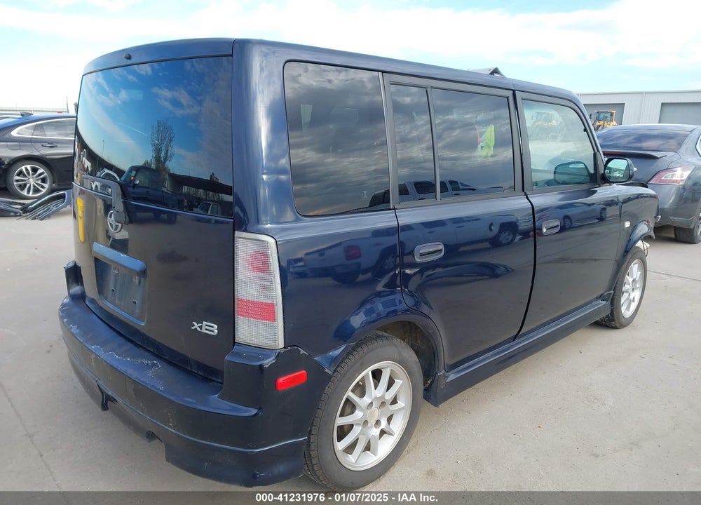 2005 SCION XB VIN: JTLKT334754023411